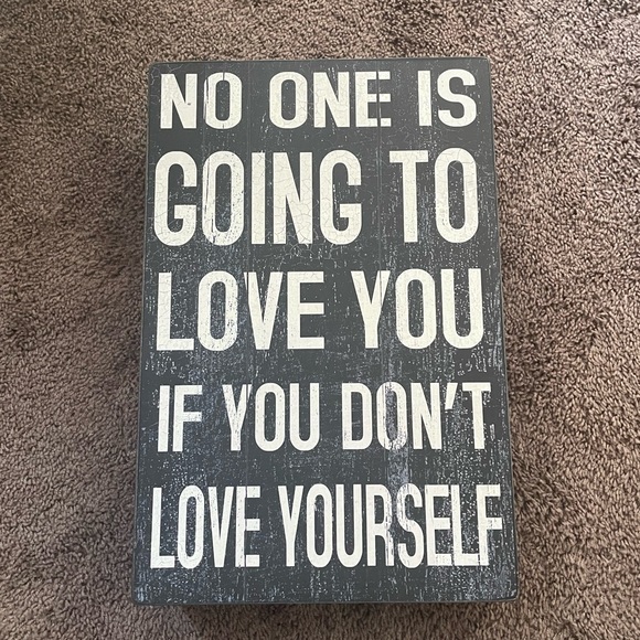 Sign🪧 - Picture 7 of 9